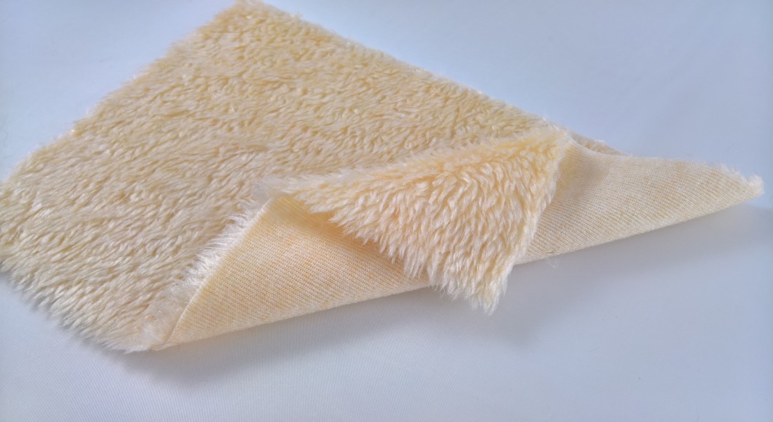 Leskymo baránok, smotanový, šírka 150cm (metráž)