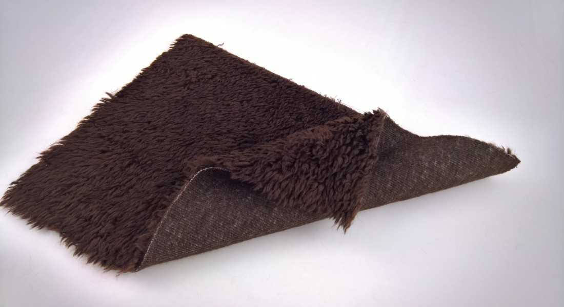 Leskymo baránok, tmavo hnedý, šírka 150cm (metráž)