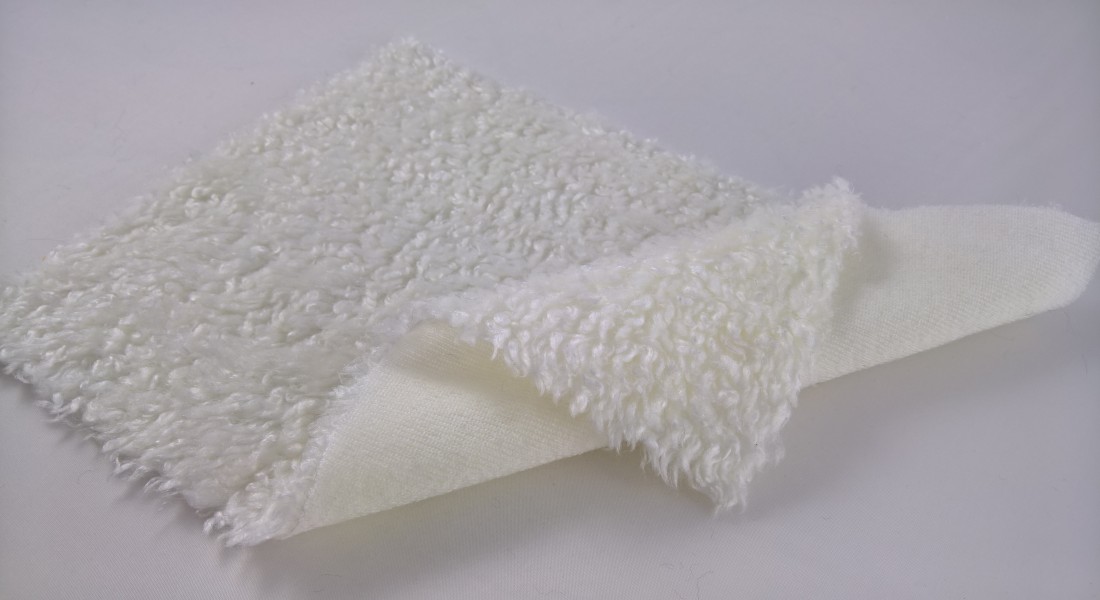 Leskymo beránek, režná bílá, šíře 150cm (metráž)