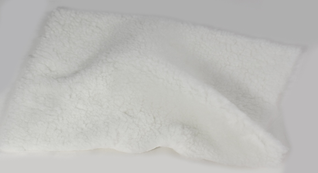 Plyš biela zatepľovacia TRINA