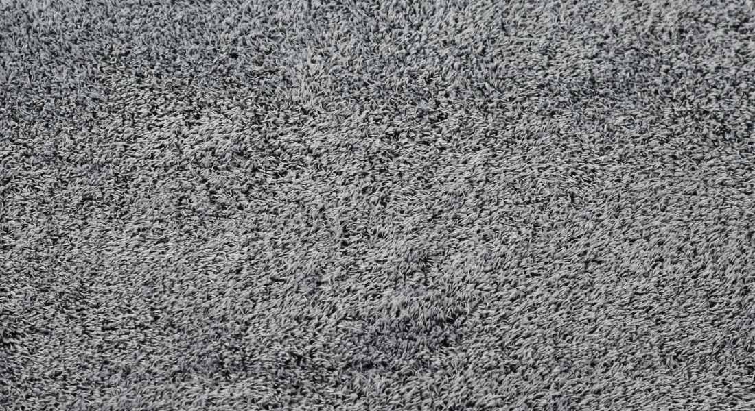 Plyš Bonekal- čierno biely melír 