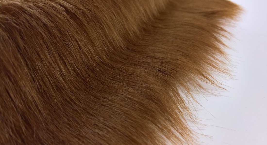 Umelá kožušina tmavo hnedá,šíře 150 cm,vlas 60 mm