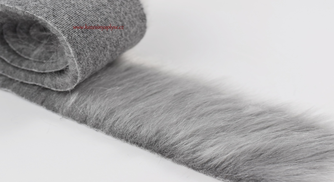 Kožušinový lem, šedo strieborná, vlas 60 mm