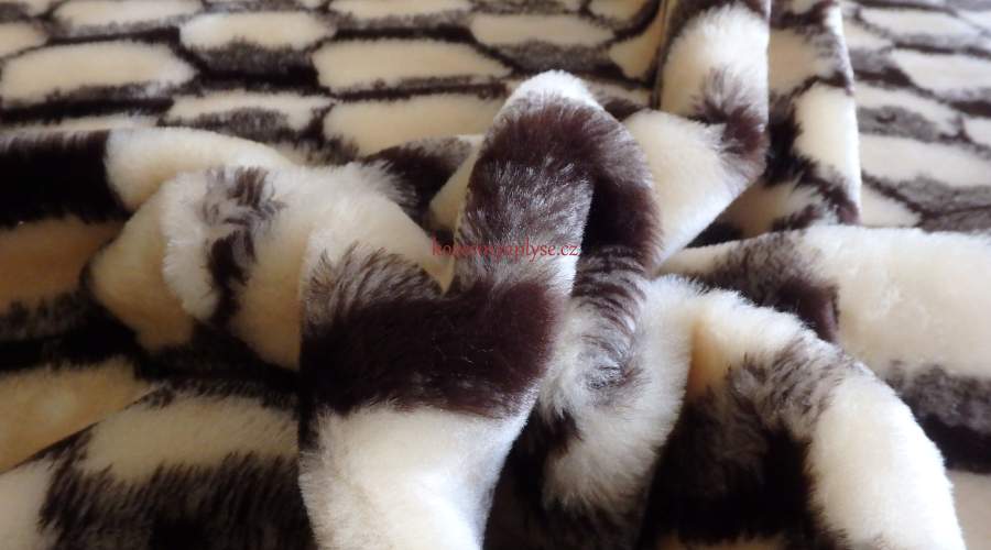 Plyš - leskymo - žakar