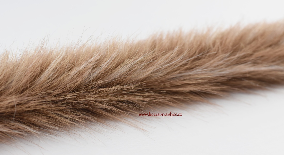 Kožušinový lem, hnedý základ s bielou, vlas 60 mm