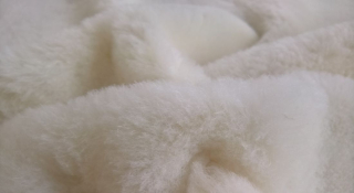 Prírodná vlna 20 mm 100% merino