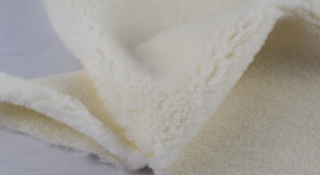 Prírodná vlna 10 mm 100% merino